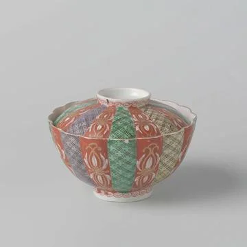 Covered Bowl With Scrolls, Diaper Pattern and Scattered Flowers. Cover bow... Stockfoto's