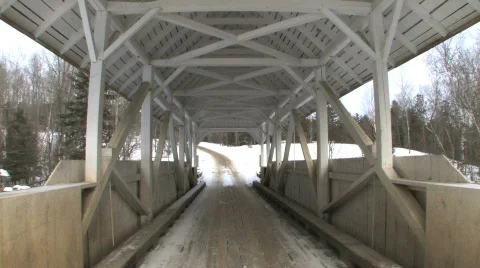 Covered Bridge in Vermont Video stock 643768