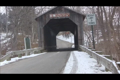 Covered bridgeB 720 Video stock 629050