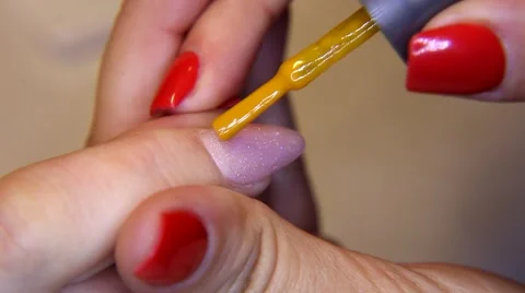 Covering varnish of nails Video stock 47792727