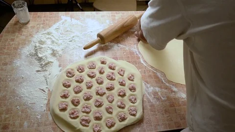 Covers with a layer of dough Video stock 80044214