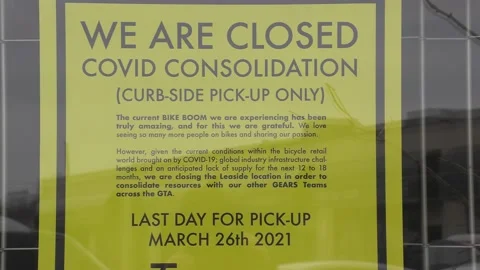COVID 19 lockdown permanently closed  bicycle shop retail store in Toronto Видео 151187768