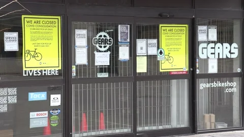 COVID 19 lockdown permanently closed  bicycle shop retail store in Toronto Видео 151188255