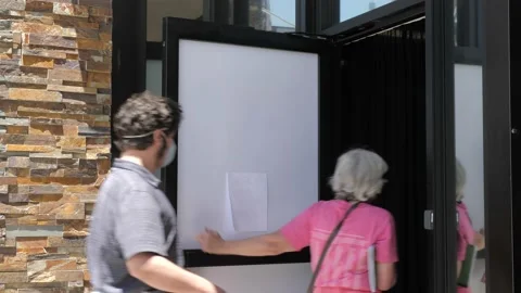 COVID Test Center 库存影片 130398023