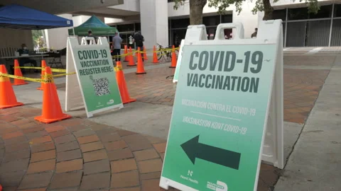 COVID Testing Site Near Metrorail Station In Miami, Pan Left 스톡 동영상 167431355