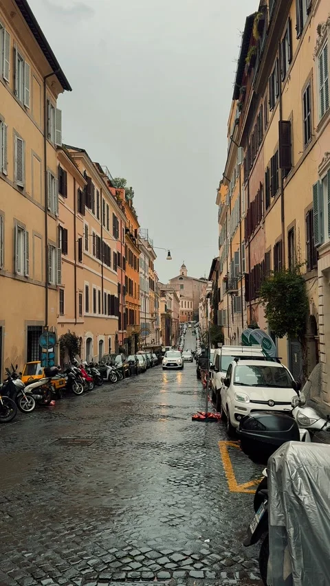 Cozy streets of Rome 2 Video stock 336009437