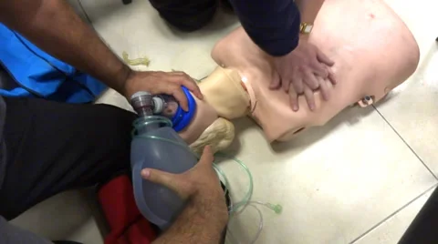 CPR 스톡 동영상 31821974