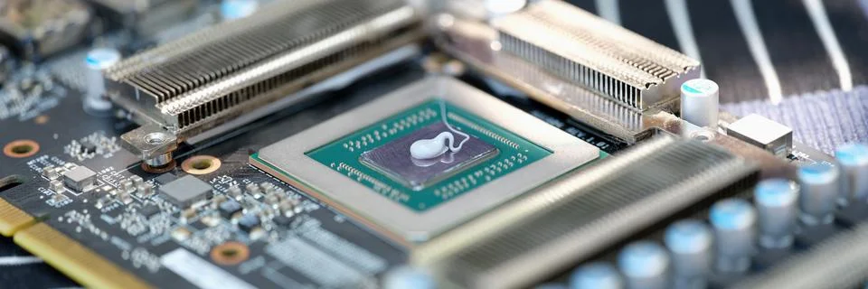 Cpu microchip processor with thermal paste closeup Foto stock