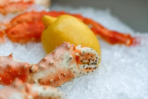 Crab claws in a box Photos