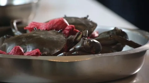 Crab cooking in pan prepare Stock Footage 77584226