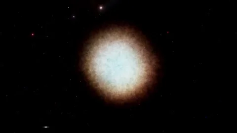 Crab Nebula (Messier 1) - Expanding Supernova Remnant 4K 60fps Vídeos de archivo 340199619