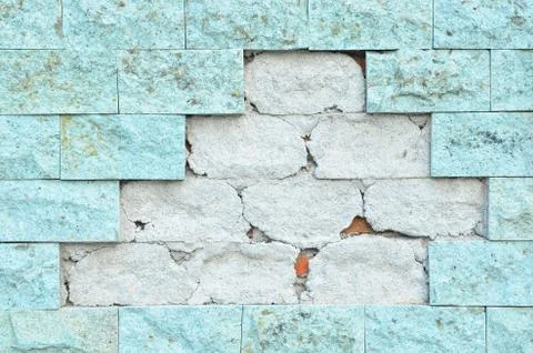 Crack brick wall 스톡 사진