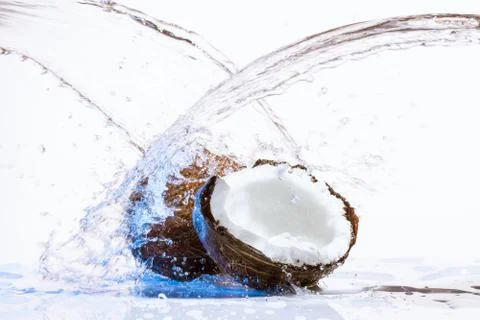 Cracked coconut Fotos Stock
