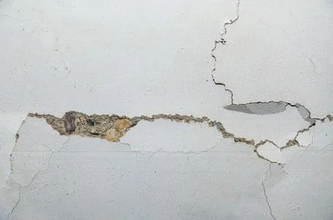 Cracked concrete wall Stock Photos
