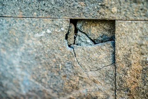 Cracked wall Stock Photos