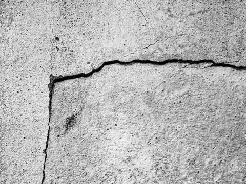 Cracked wall texture break ground plaster white grey background abstract 스톡 사진