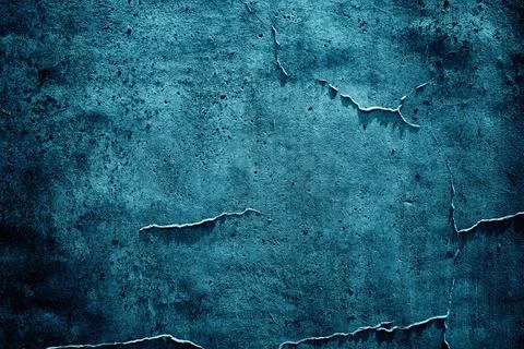 Cracks in a Decayed Dark Wall with Distressed Texture, Dark Horror Texture Foto stock