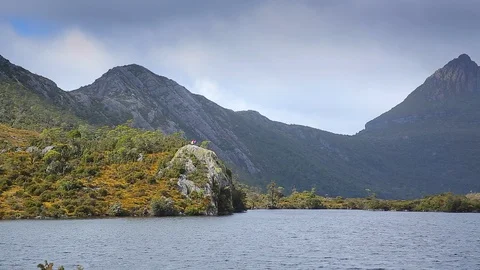 Cradle mountain tasmania Stock Footage 112318071