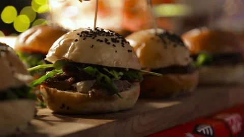 Craft mini burger with beef and pork Video stock 194571025