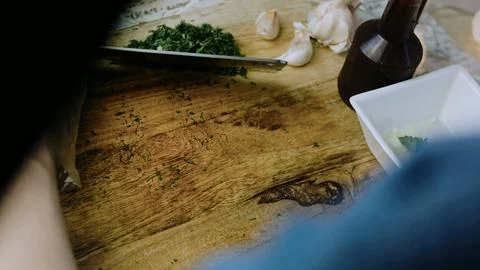Crafted plated presentation: cutting potatoes into thick wedges 스톡 사진