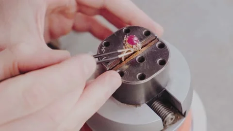 Craftsman making diamond ring Stock Footage 180184886