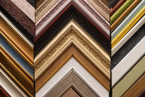 Craftsman working on frame in frameshop. Foto stock