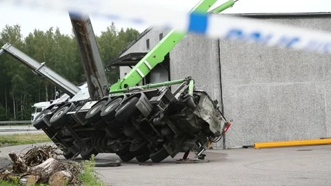 Crane car accident Stock Footage 196820100