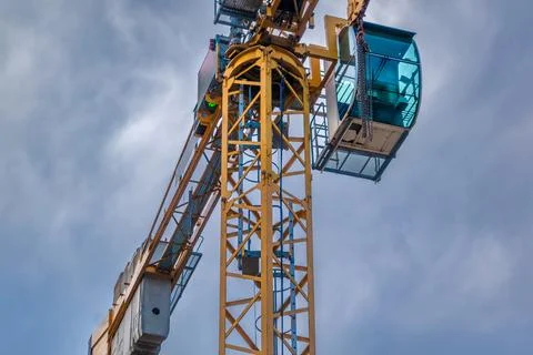 Crane on a construction site Stockfoto's