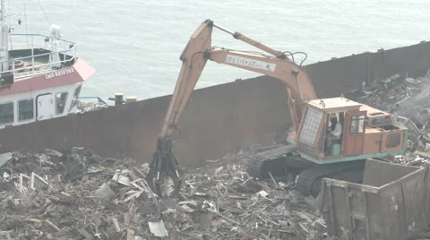 Crane Grabber Loading Metal Scrap Video stock 65028291