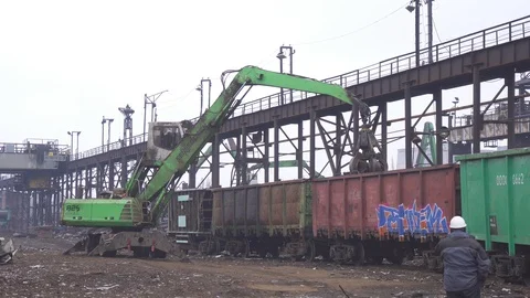 Crane grabber Loading Recycling Steel, Recycling, Stock Footage 104299727