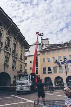 Crane for heavy lifting Working Construction Site in Europe. Stock-Fotos