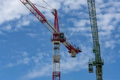 Crane for heavy lifting Working Construction Site in Europe. Foto stock