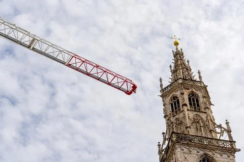 Crane for heavy lifting Working Construction Site in Europe. Stock-Fotos
