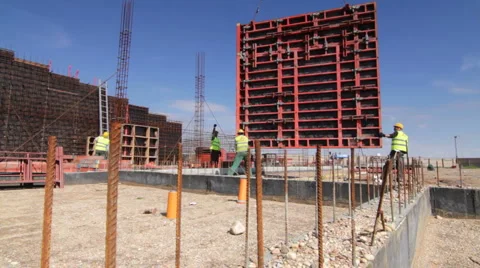 Crane move metal part at the construction site Video stock 1076319