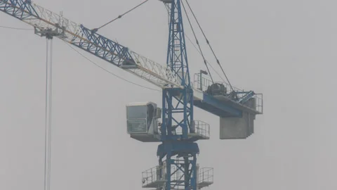 The crane rotates a boom Stock Footage 142413781