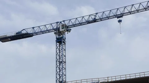 Crane tilt down  Stock Footage 60740807