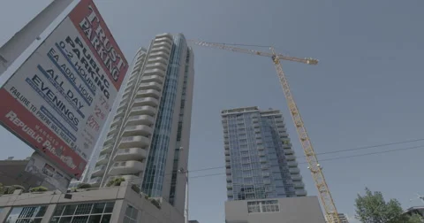 Crane tilt up Stockbeeldmateriaal 53346777