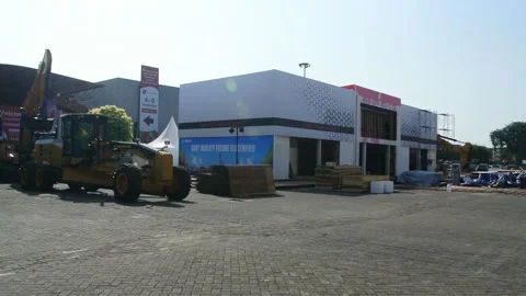 Crane, tractor and excavator at construction and mining area 스톡 동영상 285021727