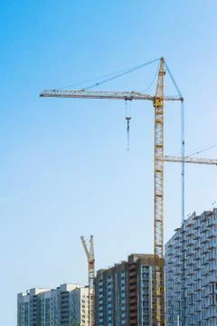 Cranes and building construction Stock-Fotos