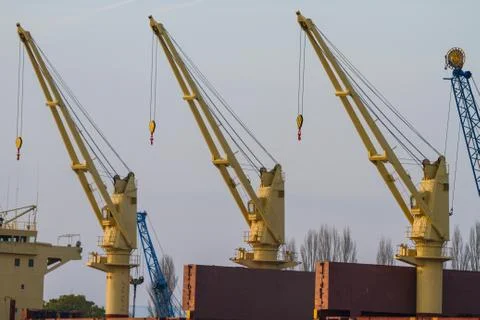 Cranes on dock Foto stock