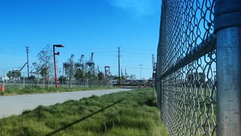 Cranes with fence close 库存影片 10883649