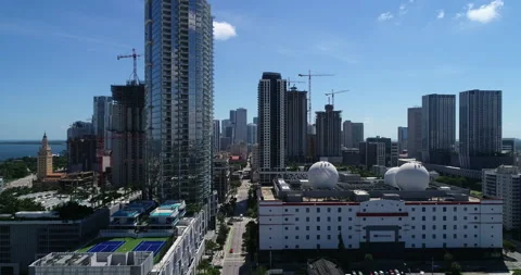 Cranes in the Miami skyline Stock Footage 144688357