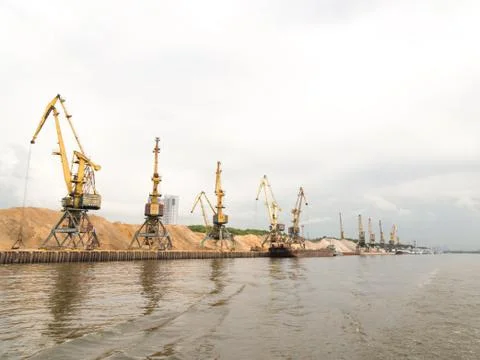 Cranes at the port Foto stock