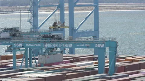 Cranes working cargo containers Stock Footage 171591623