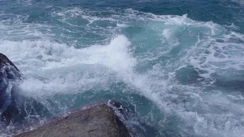 Crashing Ocean Waves Video stock 287968571