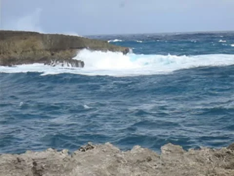 Crashing waves 動画素材 10561183