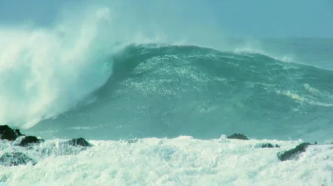 Crashing Waves on Rocks 60FPS Stock Footage 630577