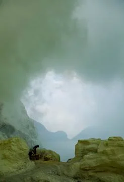 Crater of volcano Ijen, Java, Indonesia Stock-Fotos