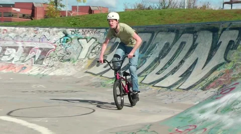 Crazy bmx rider does a sick backflip Stock Footage 51702827