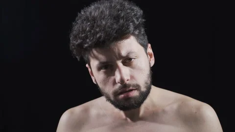 Crazy man with mental disorders. Vidéo 222493017